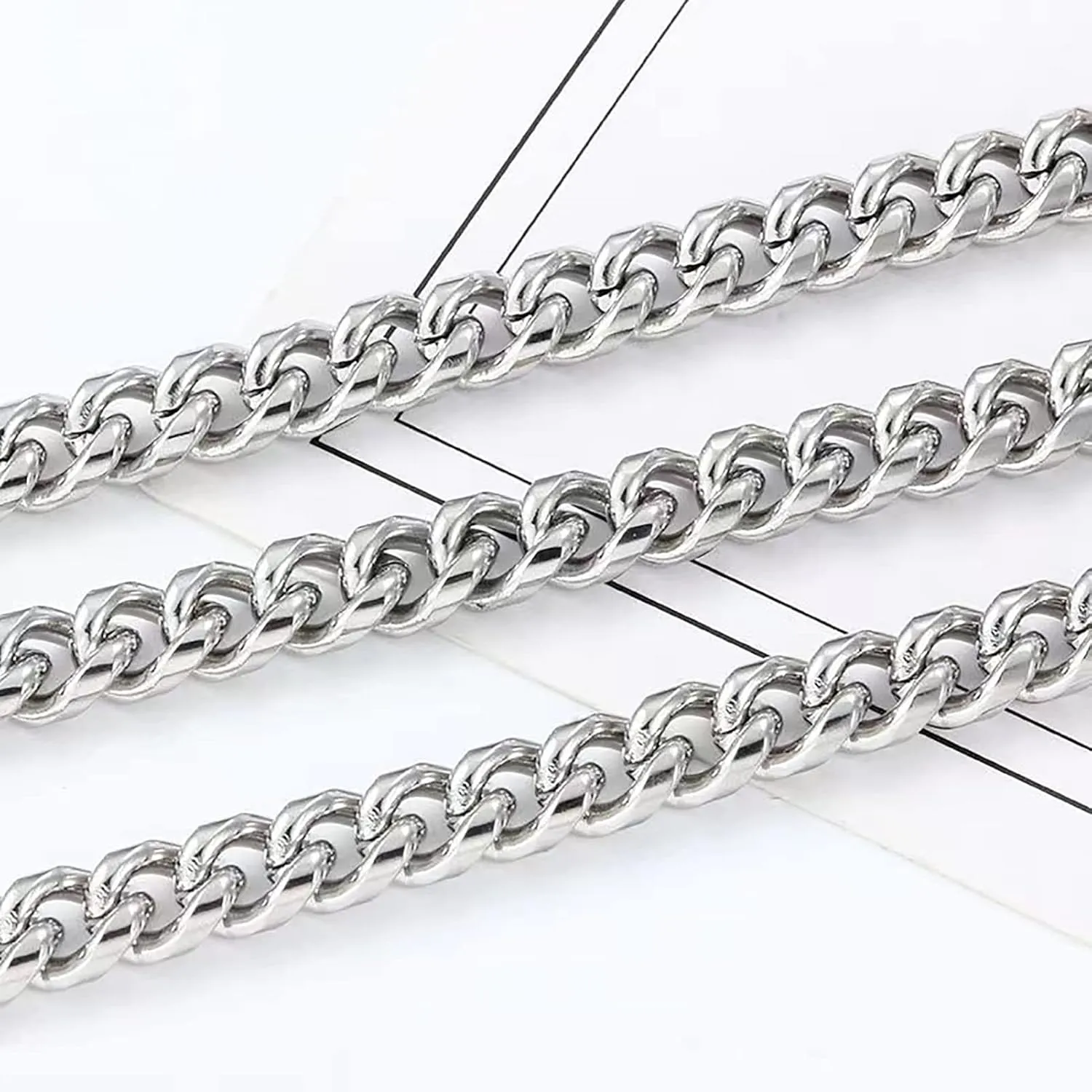 16.4 Feet Miami Cuban Link Curb Chain 8mm Twisted Chunky Hip Hop Punk Chain Stainless Steel Handbag Chain with Spool for Necklace Jewelry Making
