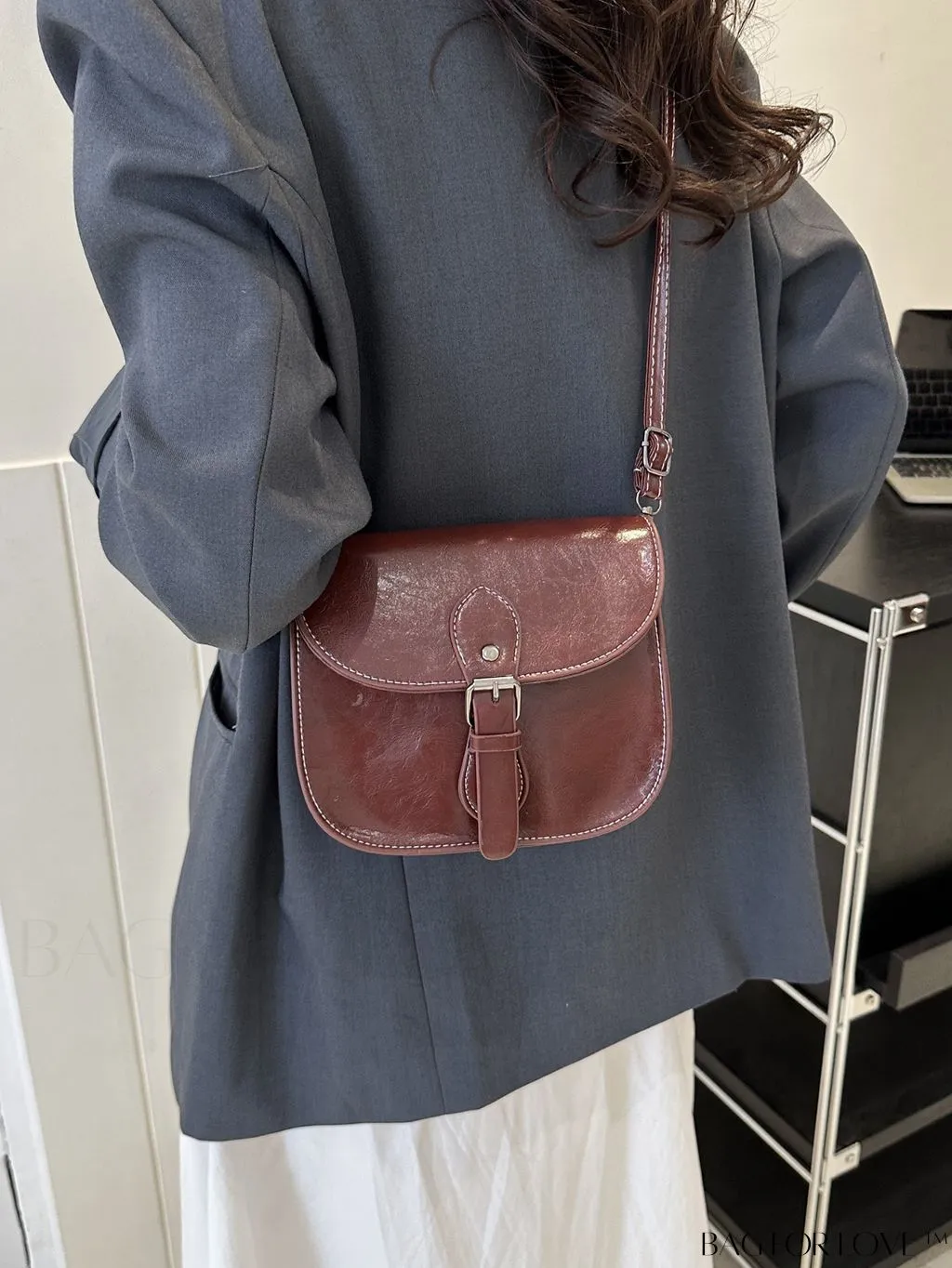 BagForLove - Chic and Compact Saddle Bag with Versatile Shoulder Strap, Ideal for a Casual or Trendy Look