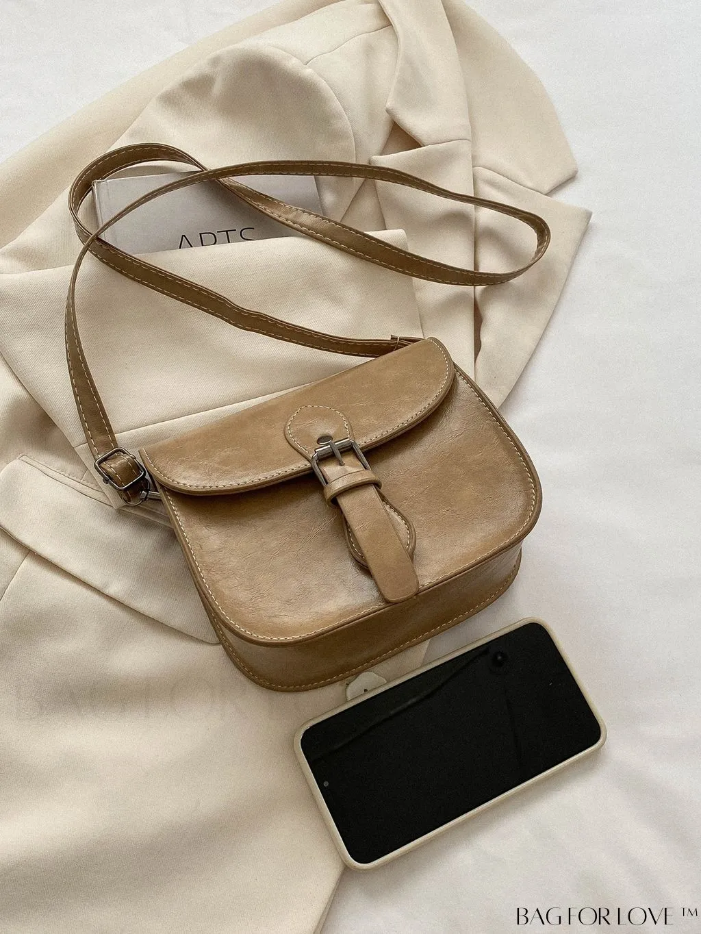 BagForLove - Chic and Compact Saddle Bag with Versatile Shoulder Strap, Ideal for a Casual or Trendy Look