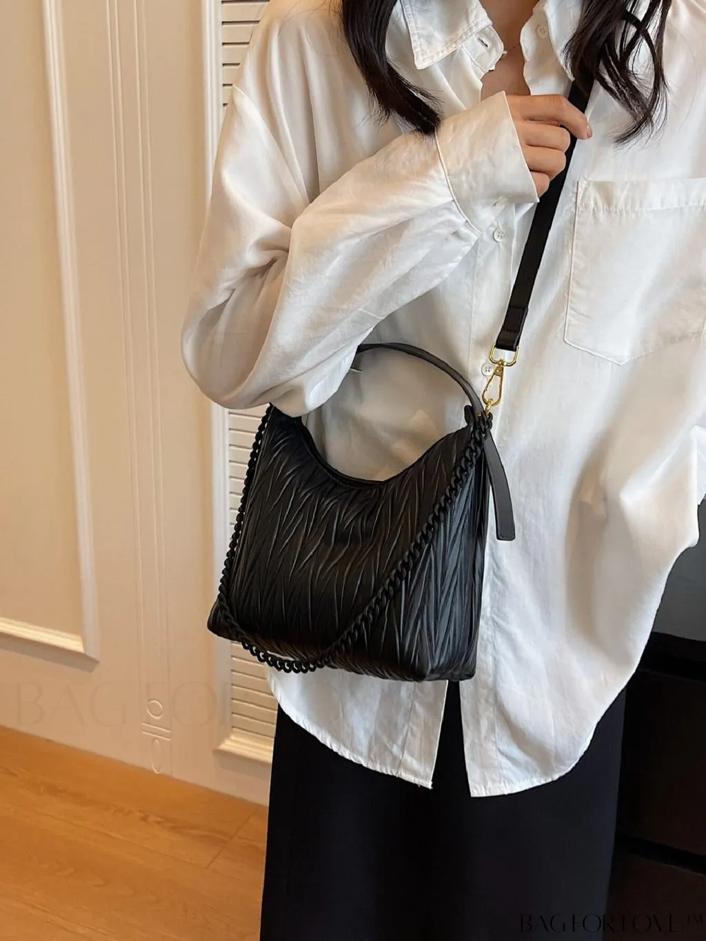 BagForLove - Chic Crossbody Bag with Ruched Detail, Chain Decor - Fashionable Hobo Design