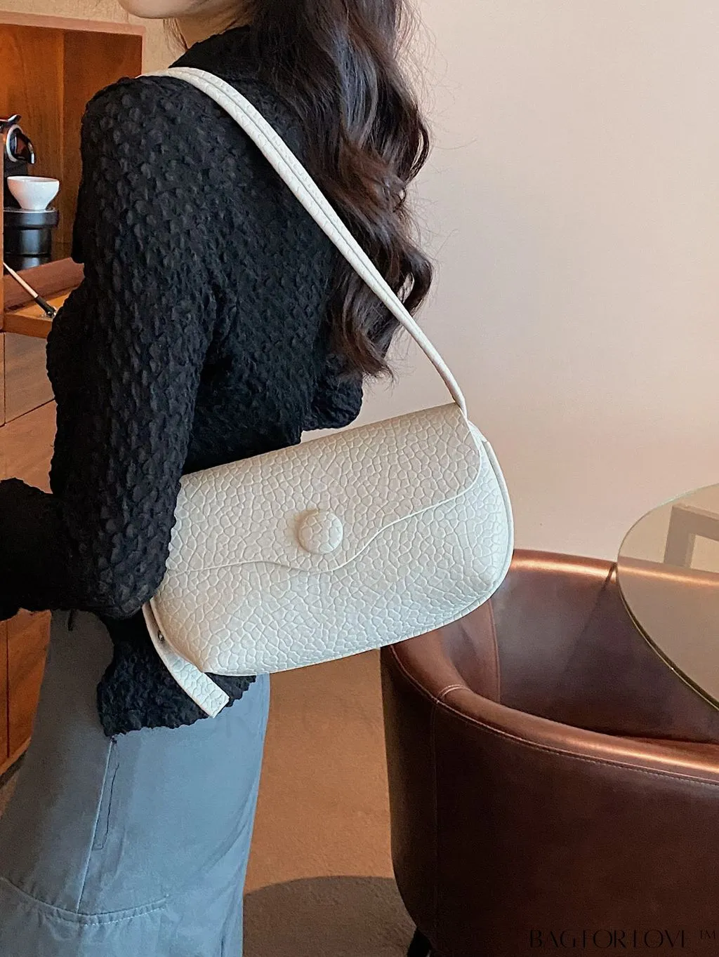 BagForLove - Stylish Single-Shoulder Crossbody Saddle Bag: Fashionable and Simplistic Design