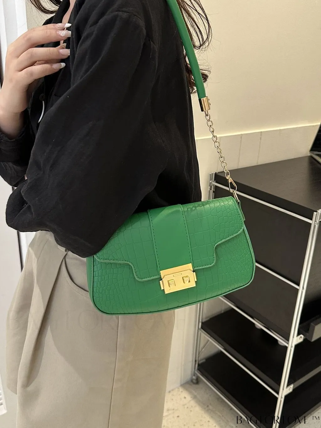 BagForLove - Womens 2023 PU Crocodile Pattern Shoulder & Crossbody Bag - New Stylish Design