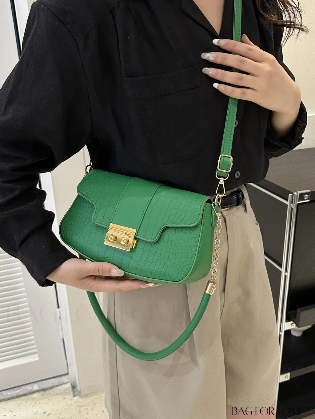 BagForLove - Womens 2023 PU Crocodile Pattern Shoulder & Crossbody Bag - New Stylish Design