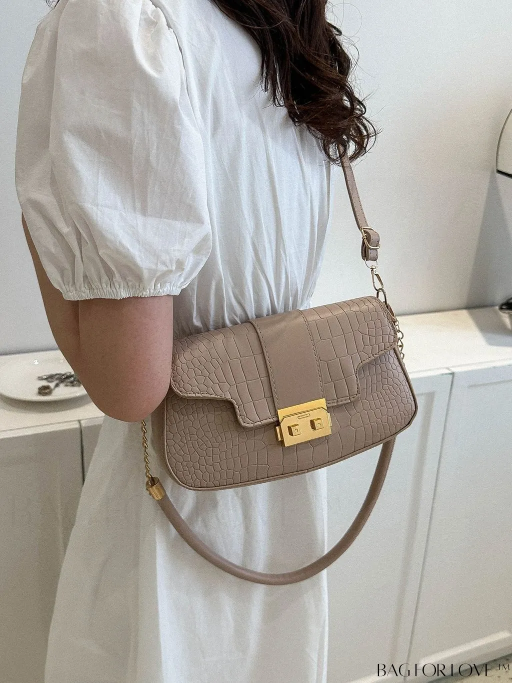 BagForLove - Womens 2023 PU Crocodile Pattern Shoulder & Crossbody Bag - New Stylish Design
