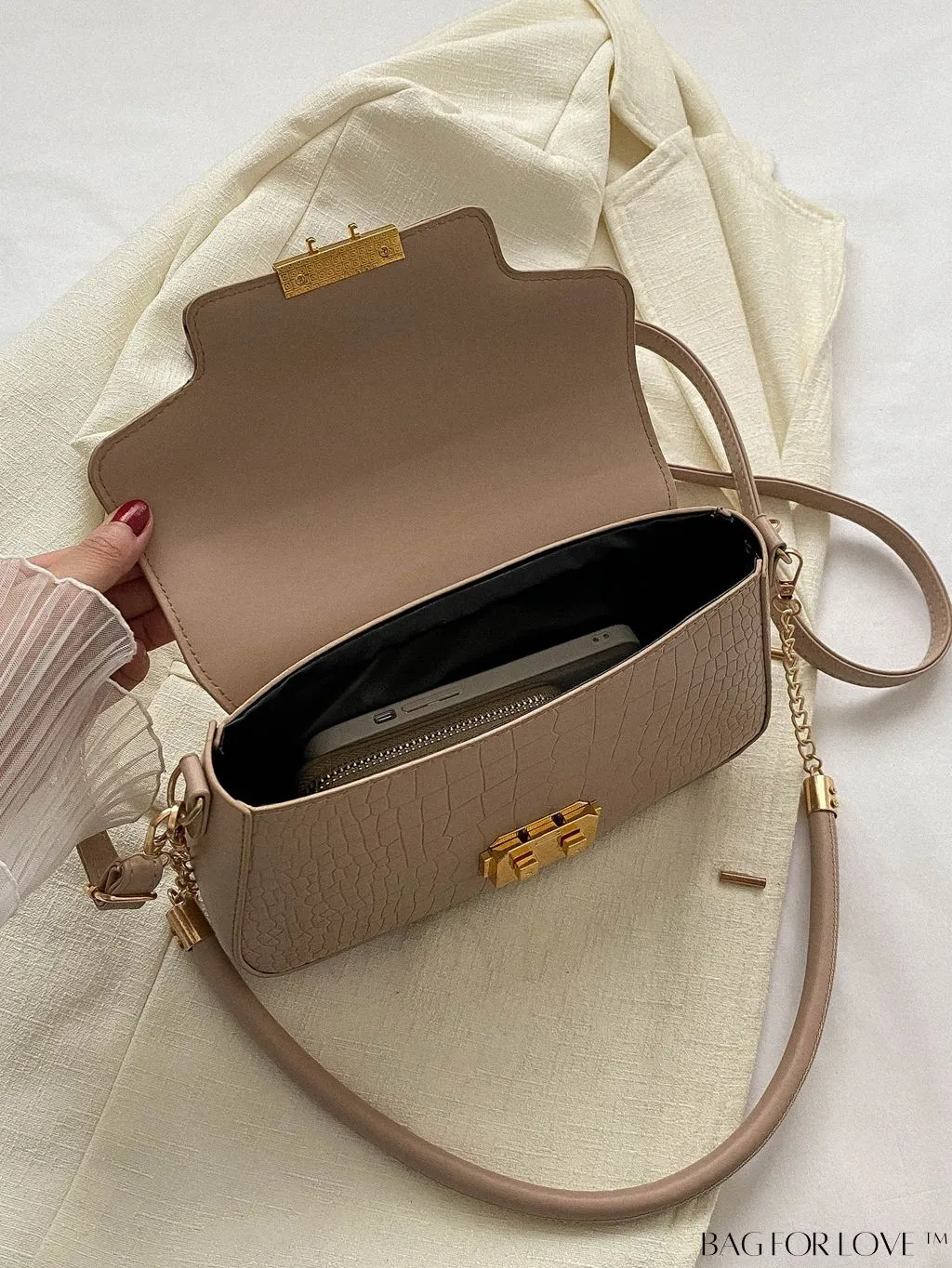 BagForLove - Womens 2023 PU Crocodile Pattern Shoulder & Crossbody Bag - New Stylish Design