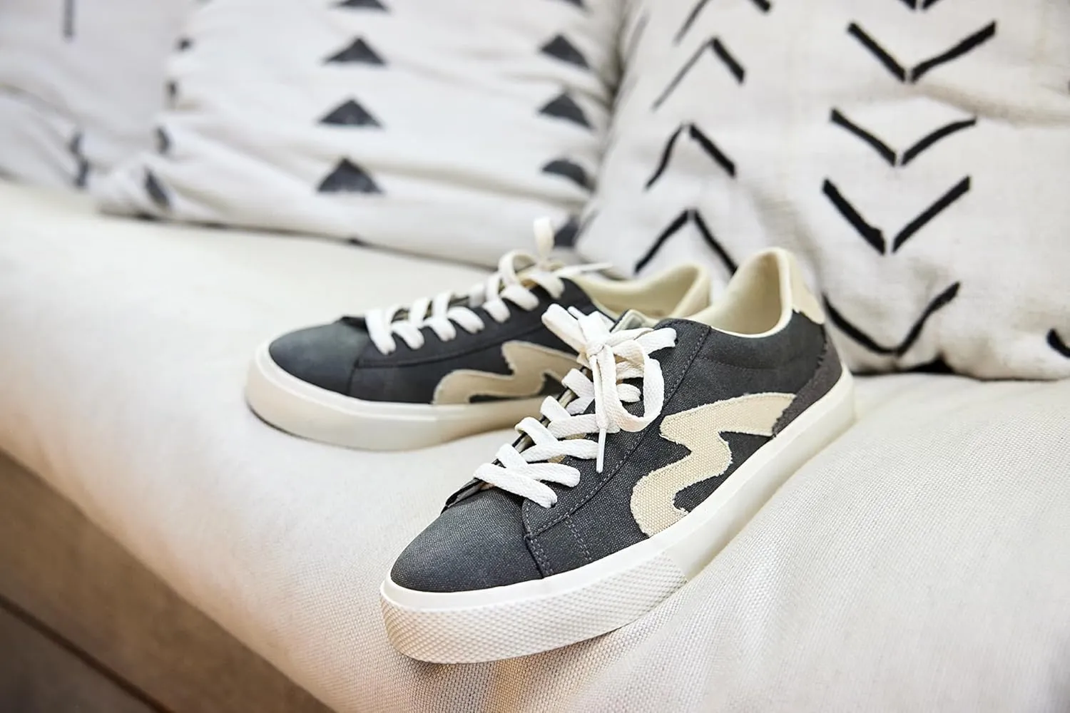 Blowfish Malibu Women's Vice Sneaker Grey 6US, 6.5US, 7US, 7.5US, 8US, 8.5US, 9US, 10US, 11US