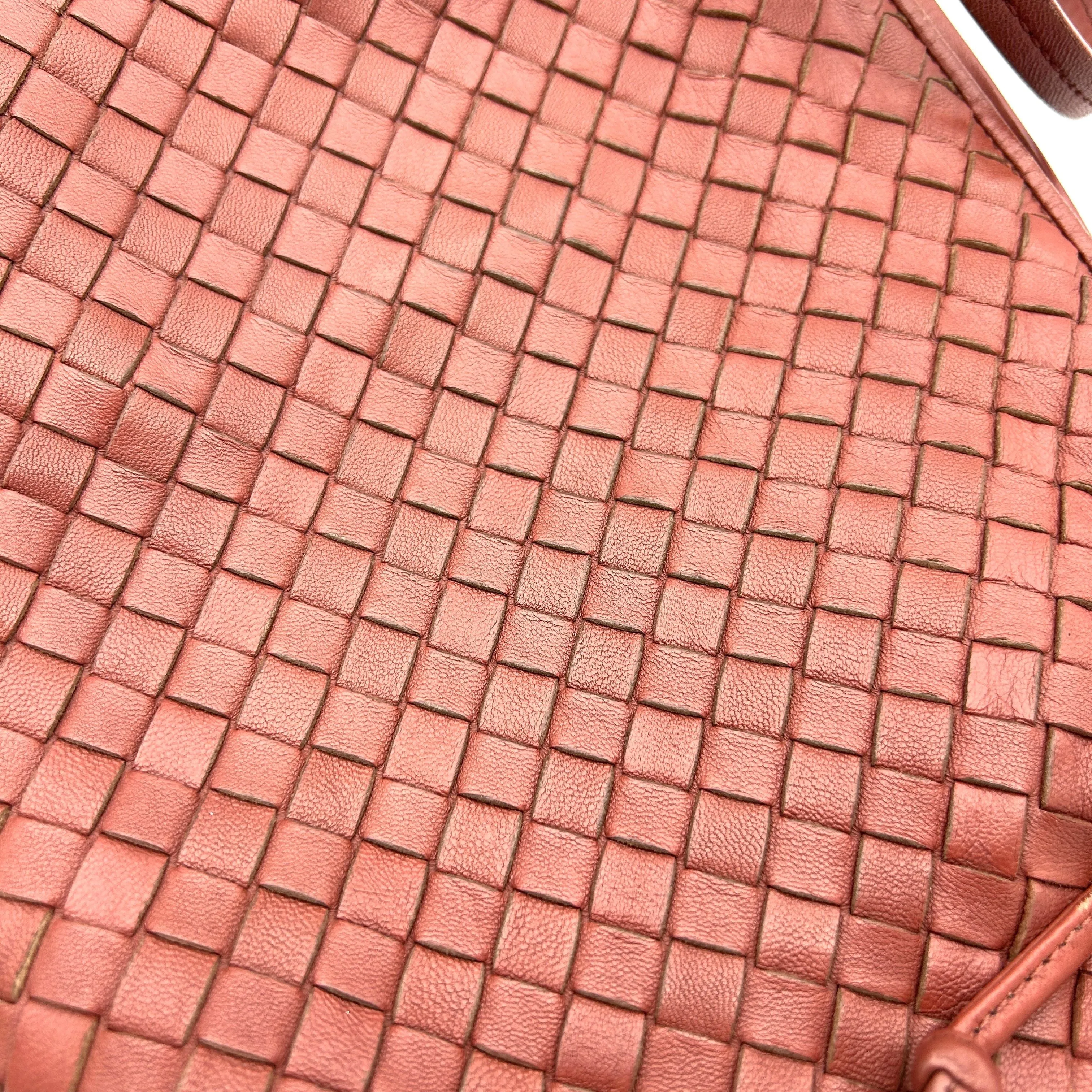 Bottega Veneta Intrecciato Nodini - Burgundy Crossbody Bags, Handbags AF394