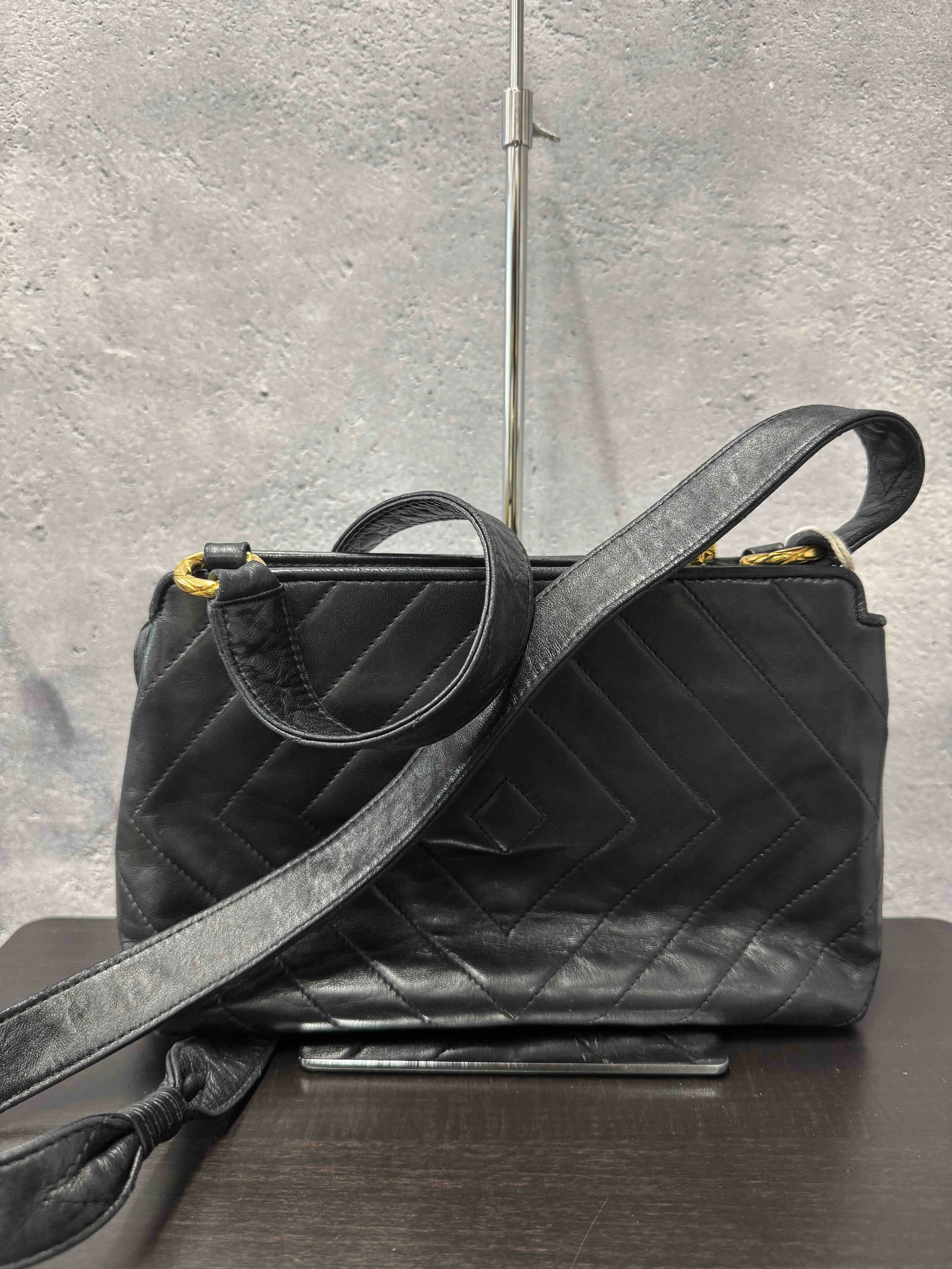 Chanel Gold Ball Crossbody JY981250300 Black Leather Bag