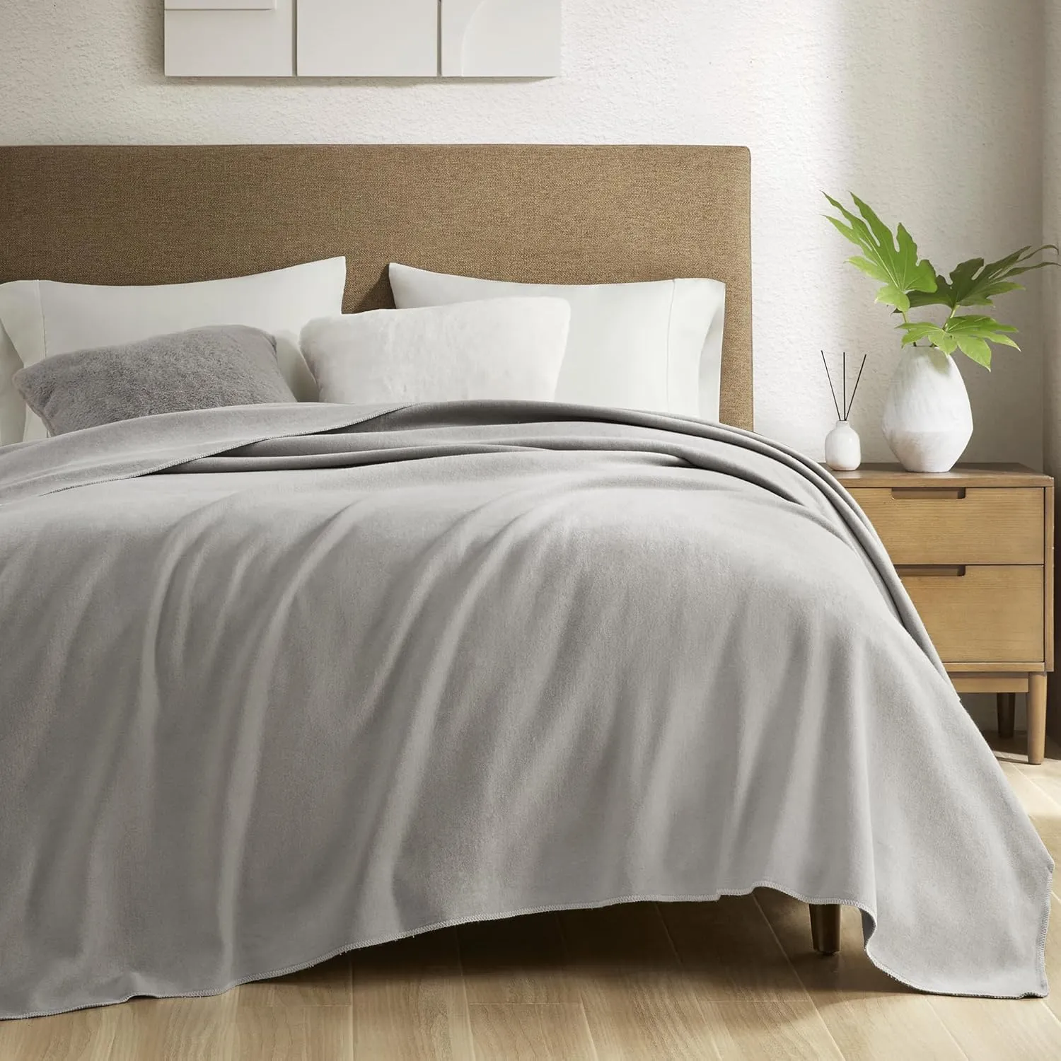 CROSCILL 100% Cotton Throw Blanket, Luxurious and Classic Solid Design, Cozy Soft, Lightweight, Breathable, All Season Oversized Throw for Couch, Andaz, Full/Queen, Grey