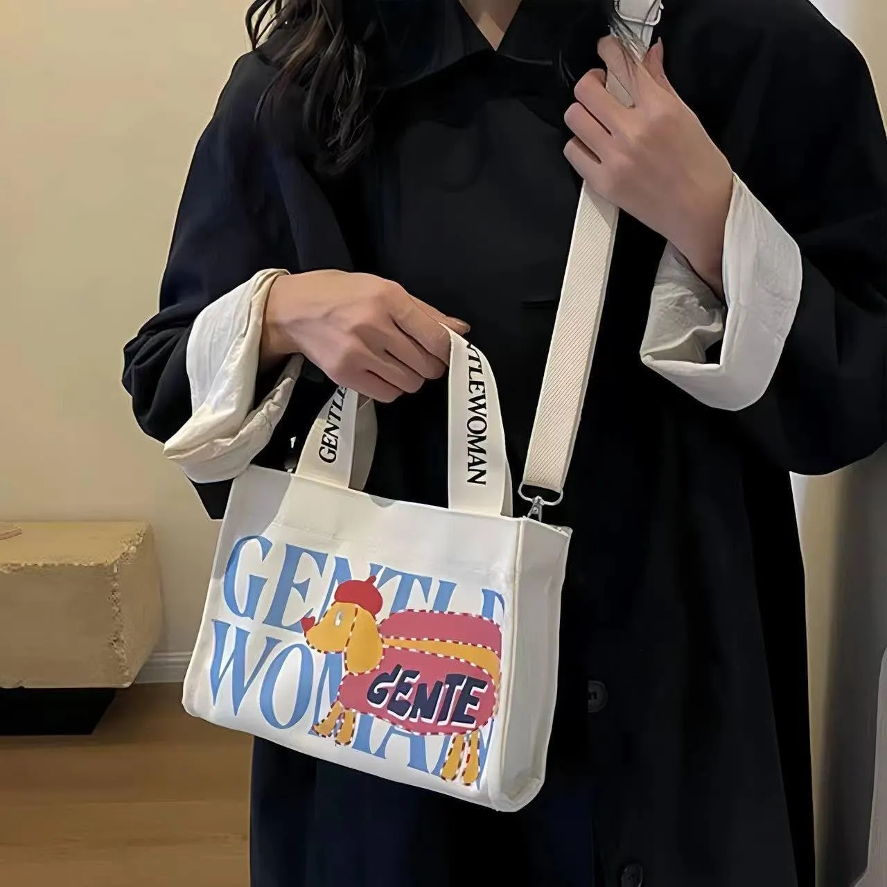 Cute Gentle Woman Tote Bag Colorful Hand-painted Canvas Handbags Handheld Shoulder Bag Office Travel Essentials