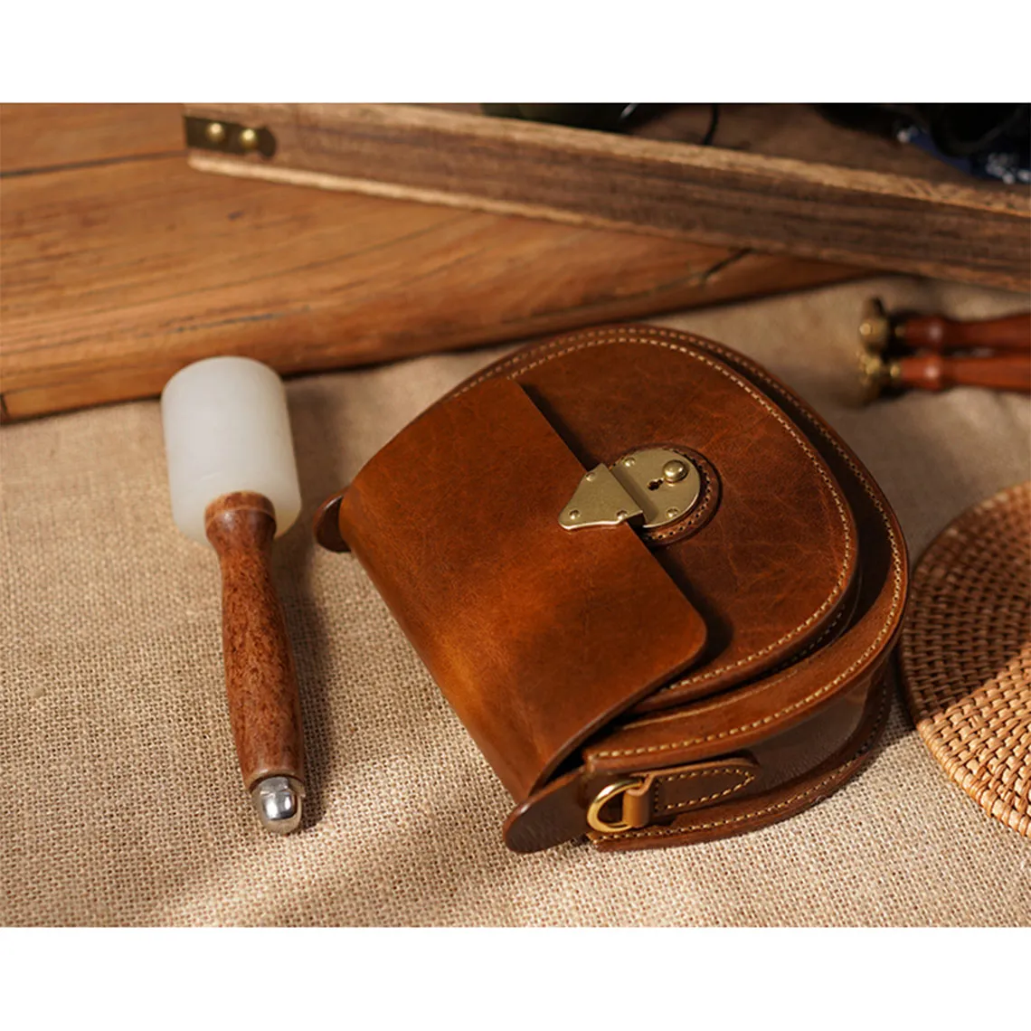 Full Grain Leather Classic Saddle Bag DIY Kit