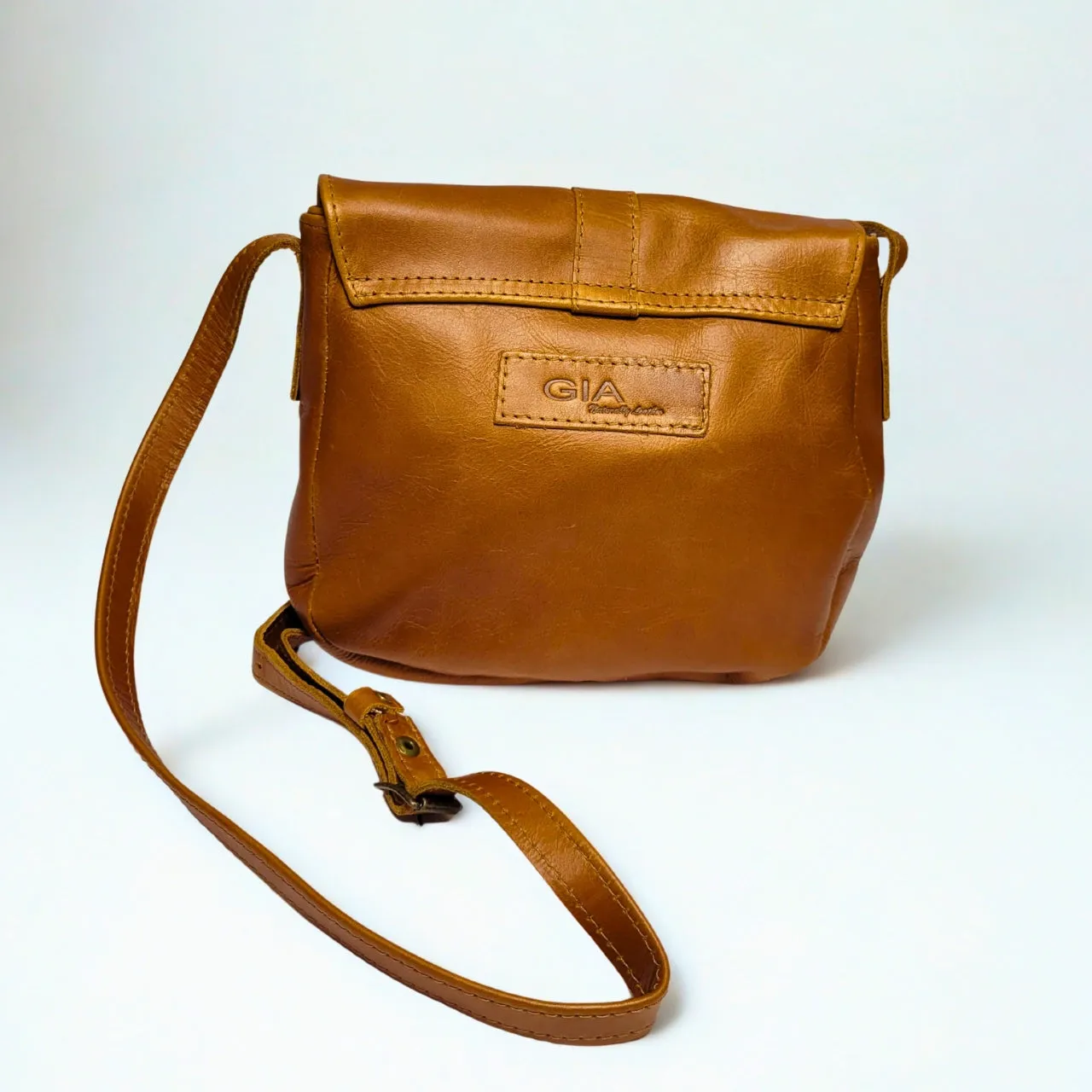 Gia SADDLE tan bag