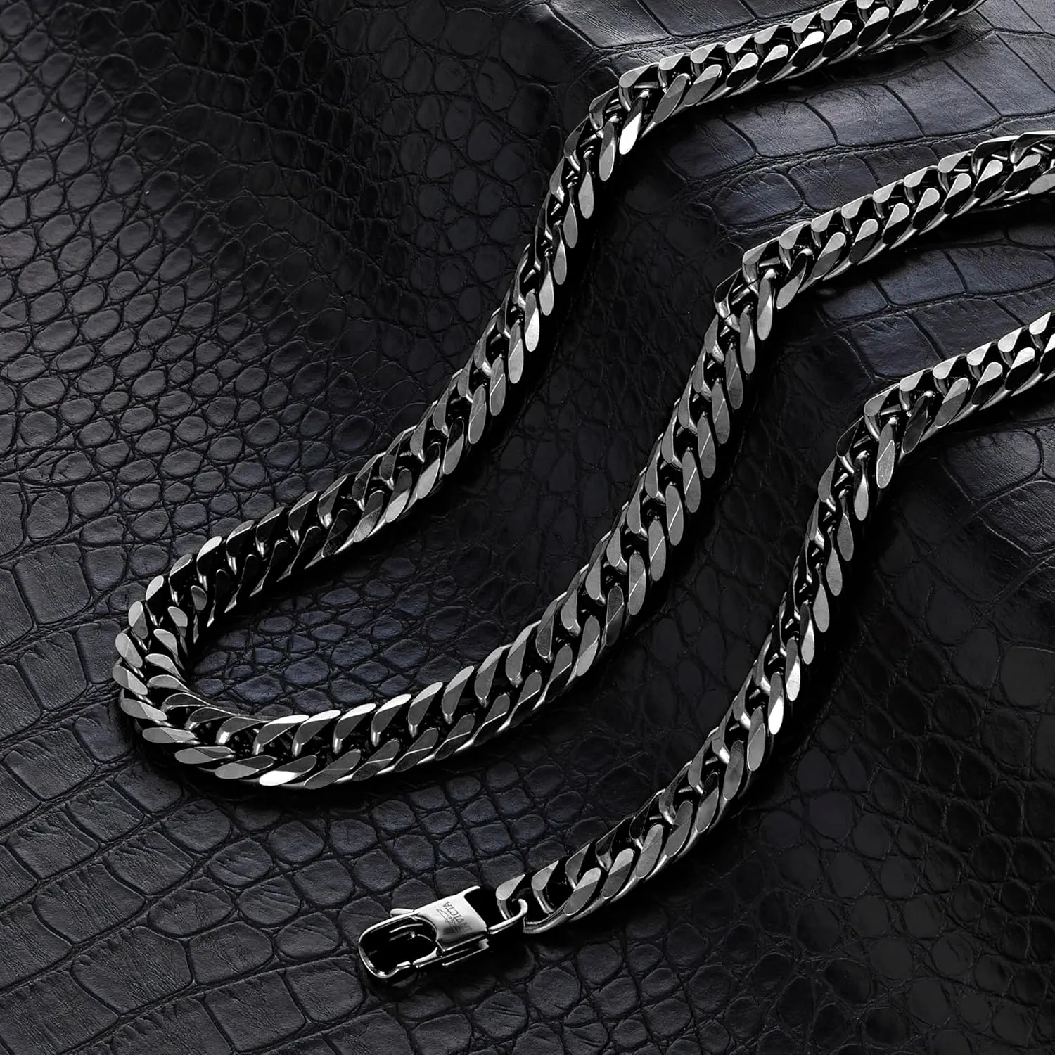 Invicta Jewelry Men's Double Curb Chain Stainless Steel Necklace (11.5mm) - 24"