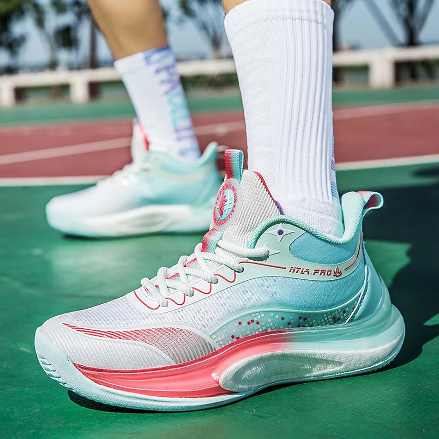 Lightweight Hiking Basketball Shoes, Shock-Absorbing Walking Sports Shoes, Anti Slip Casual Running Shoes
