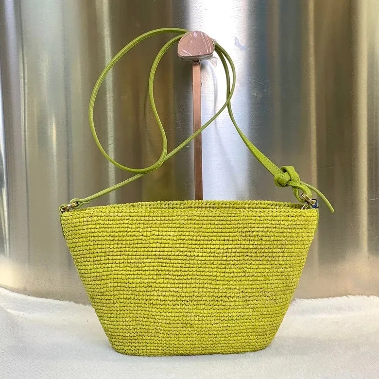 Loewe Summer Collection Crossbody 6573 in Green Straw