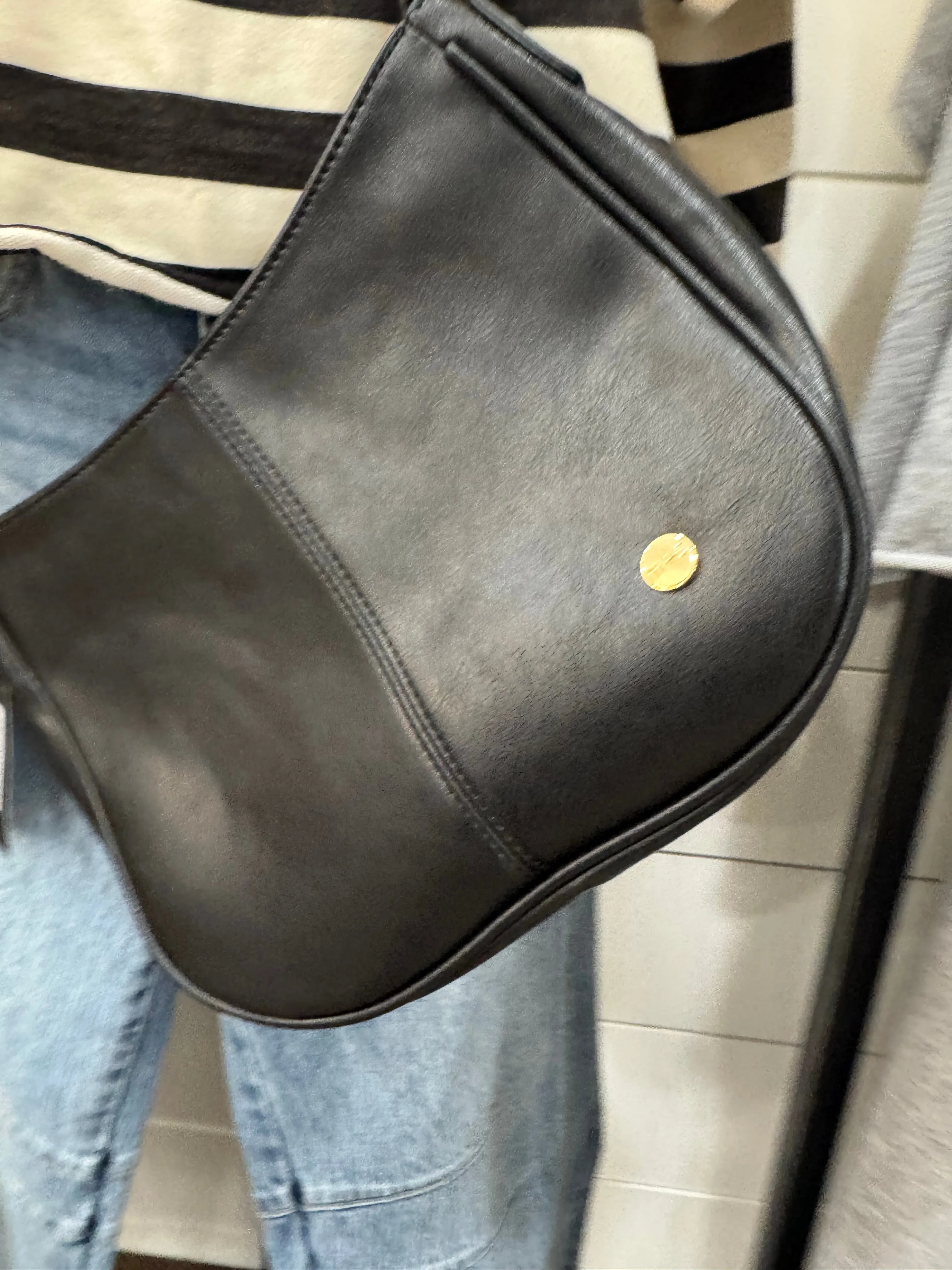 Marissa Crossbody Saddle Hand Bag Purse: Black