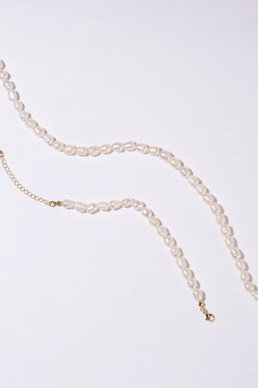 Mid-sized natural pearl bracelet, necklace set