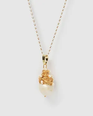 Miz Casa & Co Kelsey Necklace White Pearl