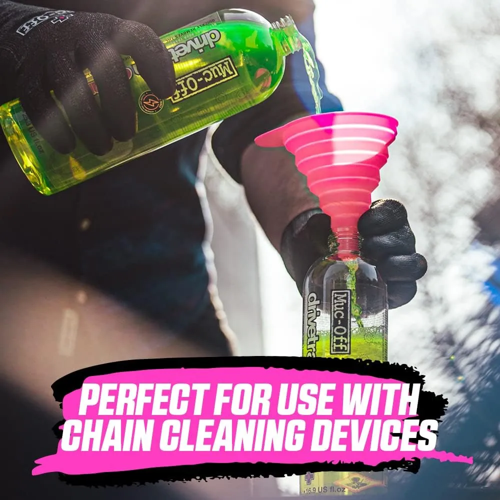 Muc-Off Drivetrain Cleaner, 25.3 fl oz - Effective Bike Chain Cleaner and Bike Chain Degreaser Spray - Bike Cleaner for MTB/Gravel/Road/BMX