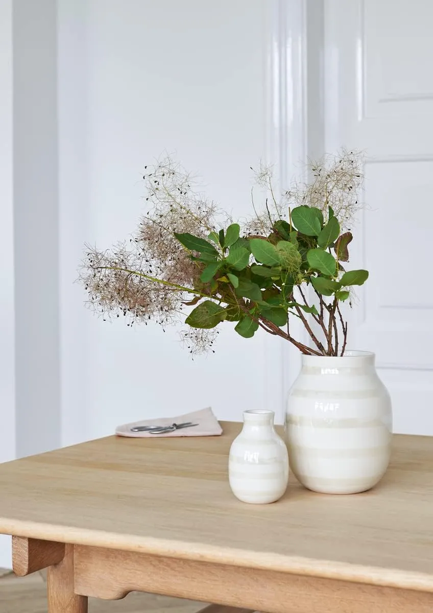 Omaggio vase Made of Porcelain with Stripes, Modern vase, Round, Bulbous, Scandinavian Design vase for Flowers, Silver, 12.5cm