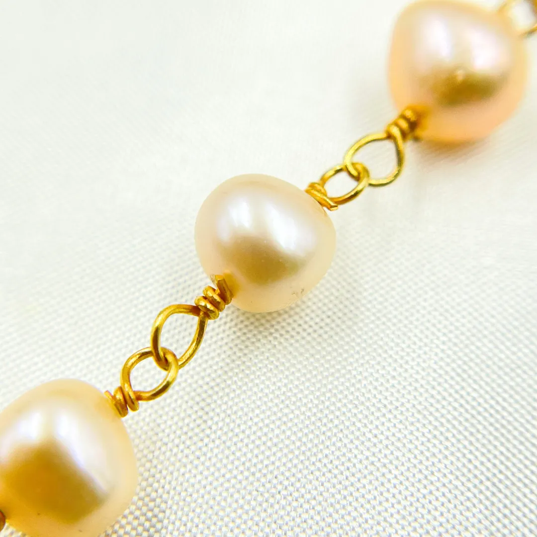 Peach Pearl Round Gold Plated Wire Chain. PRL45