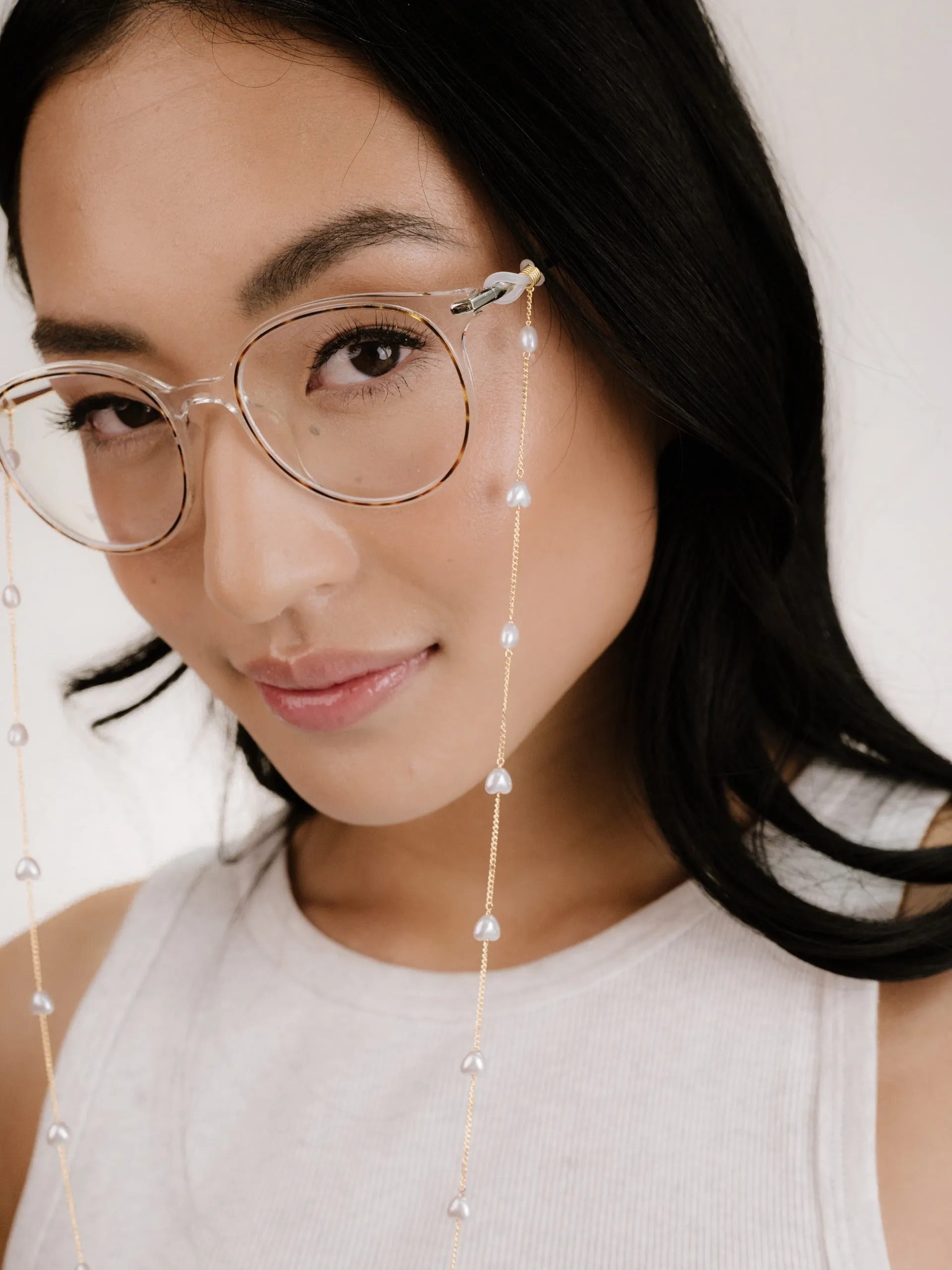 Pearl Lovers Eyeglass Chain