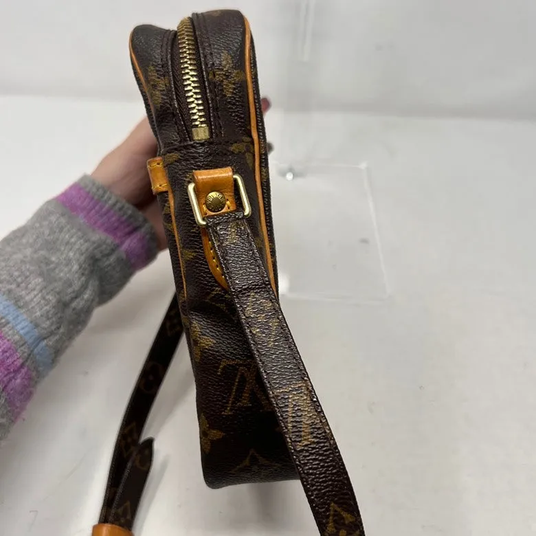 Preloved Louis Vuitton Monogram Leather Brown Crossbody Bag AF523