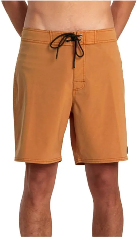 RVCA Men Va Pigment 18" Trunks