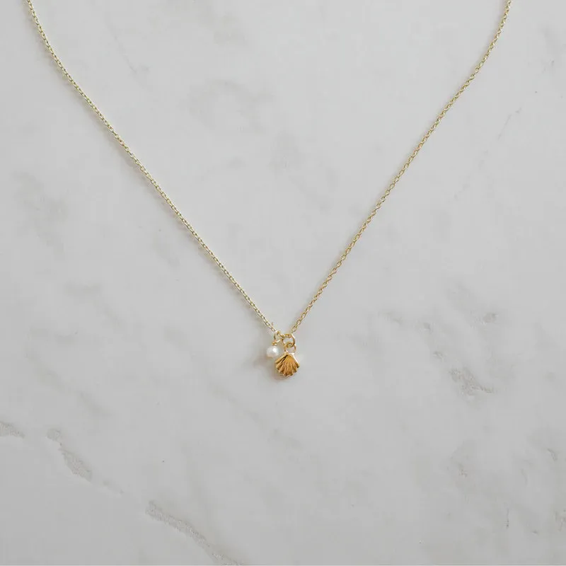 She Shell Necklace