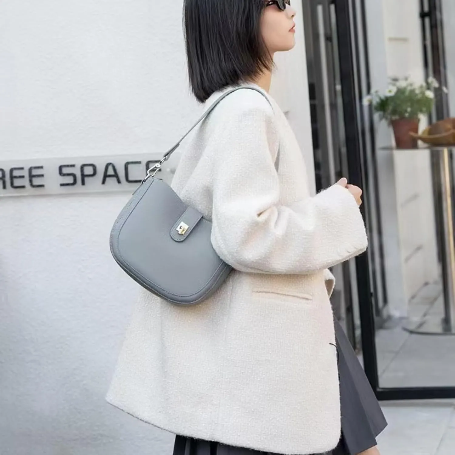 Underarm saddle bag for Women,vegan genuine shoulder bag,Trendy crossbody bag,purse.