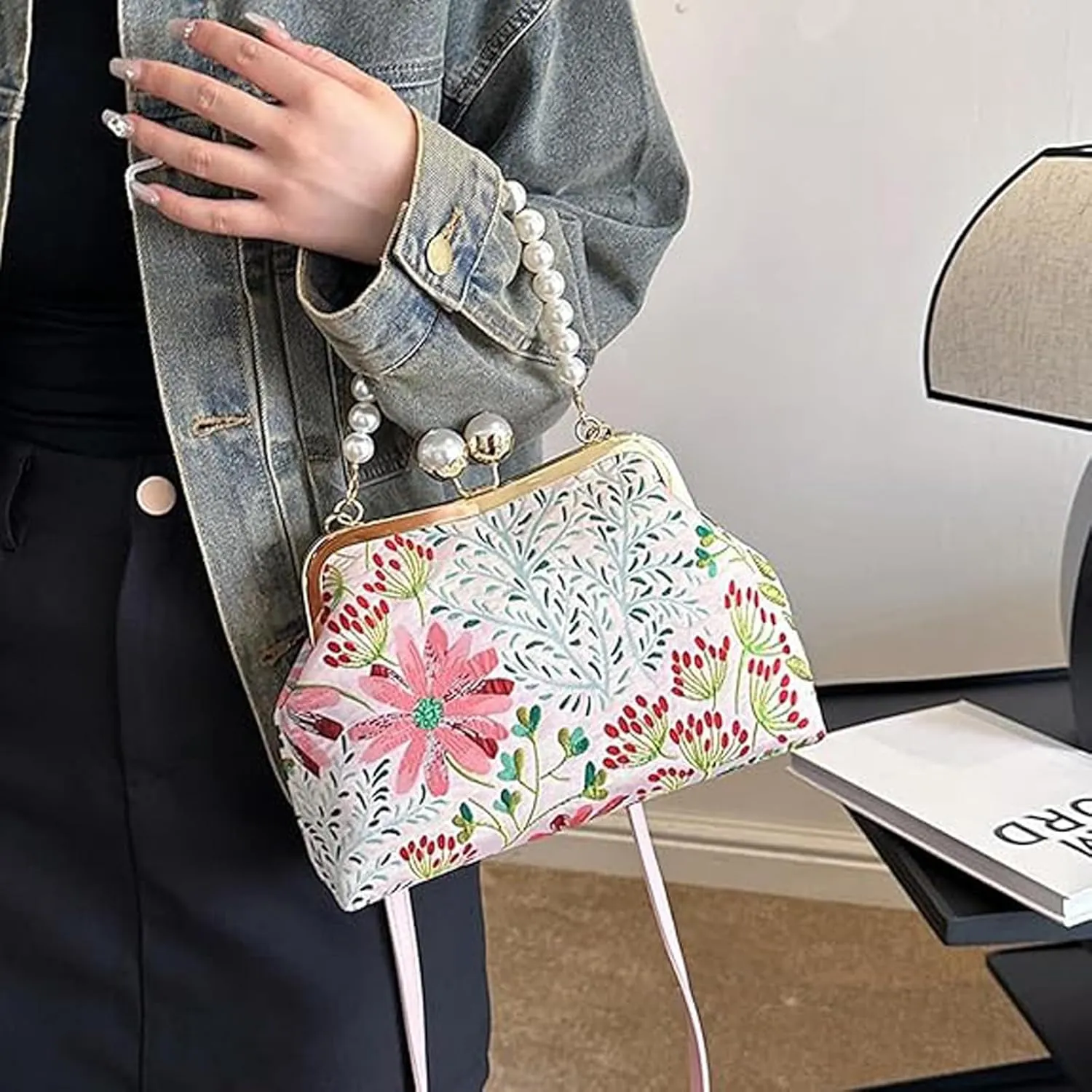 Vintage Embroidered Flower Handbag, Retro Pearl Chain Crossbody Bag, Flower Embroidery Rustic Shoulder, Suitable For Women