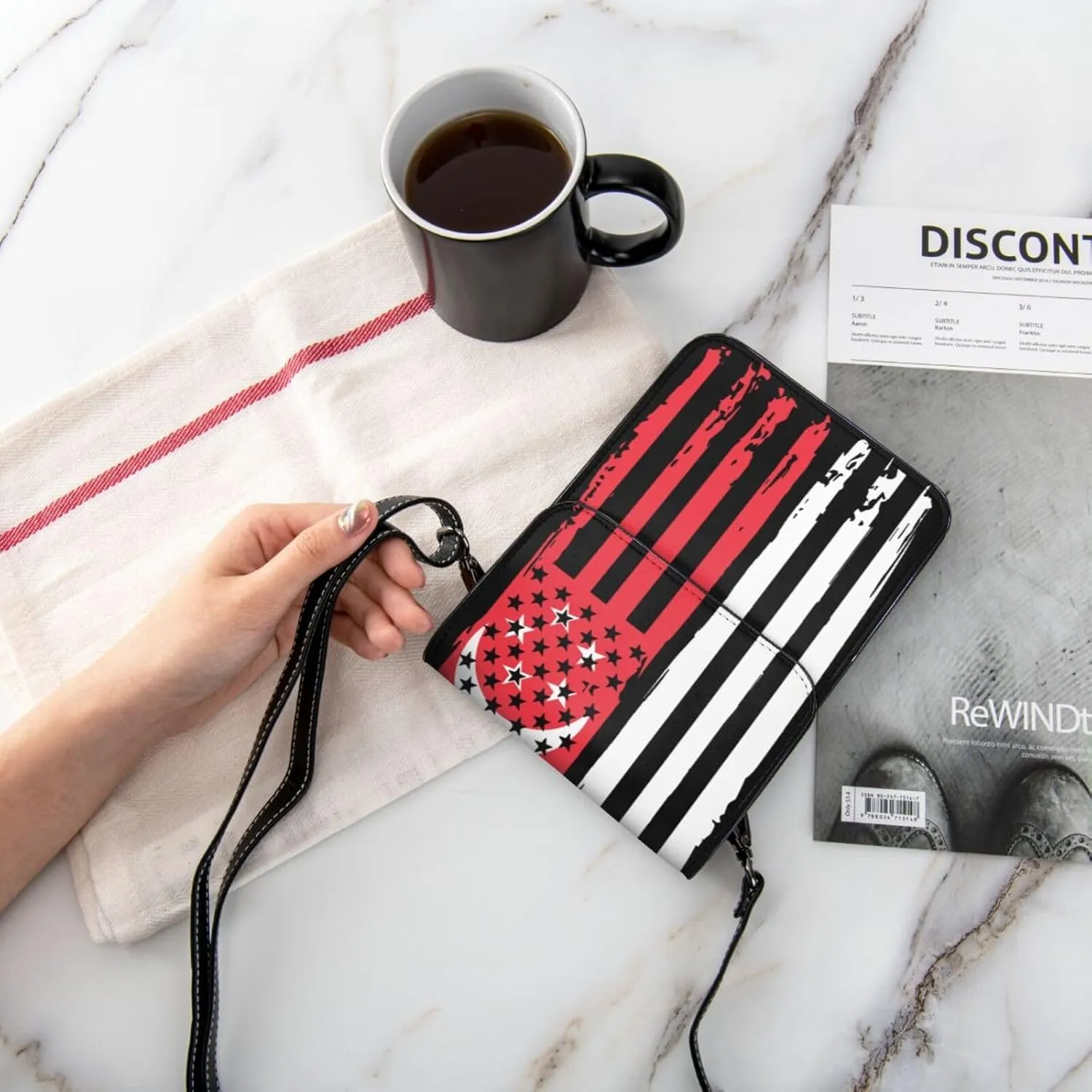 Vintage Tanzanian America Flag Striped Patterns Small Crossbody Purse Cell Phone Bag for Women