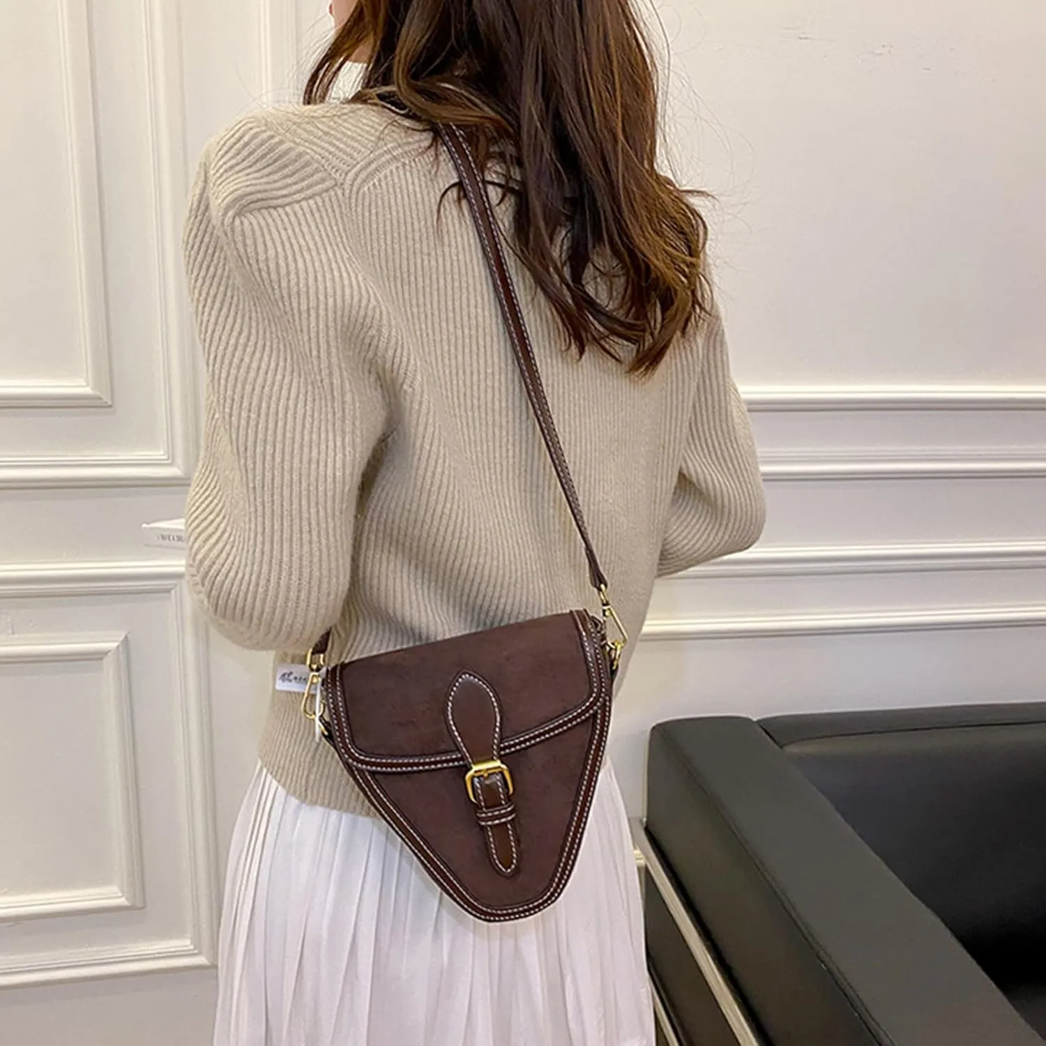 Women Shoulder Bag, Vintage Large Capacity PU Leather Triangle Purse Button Closure Crossbody Bag