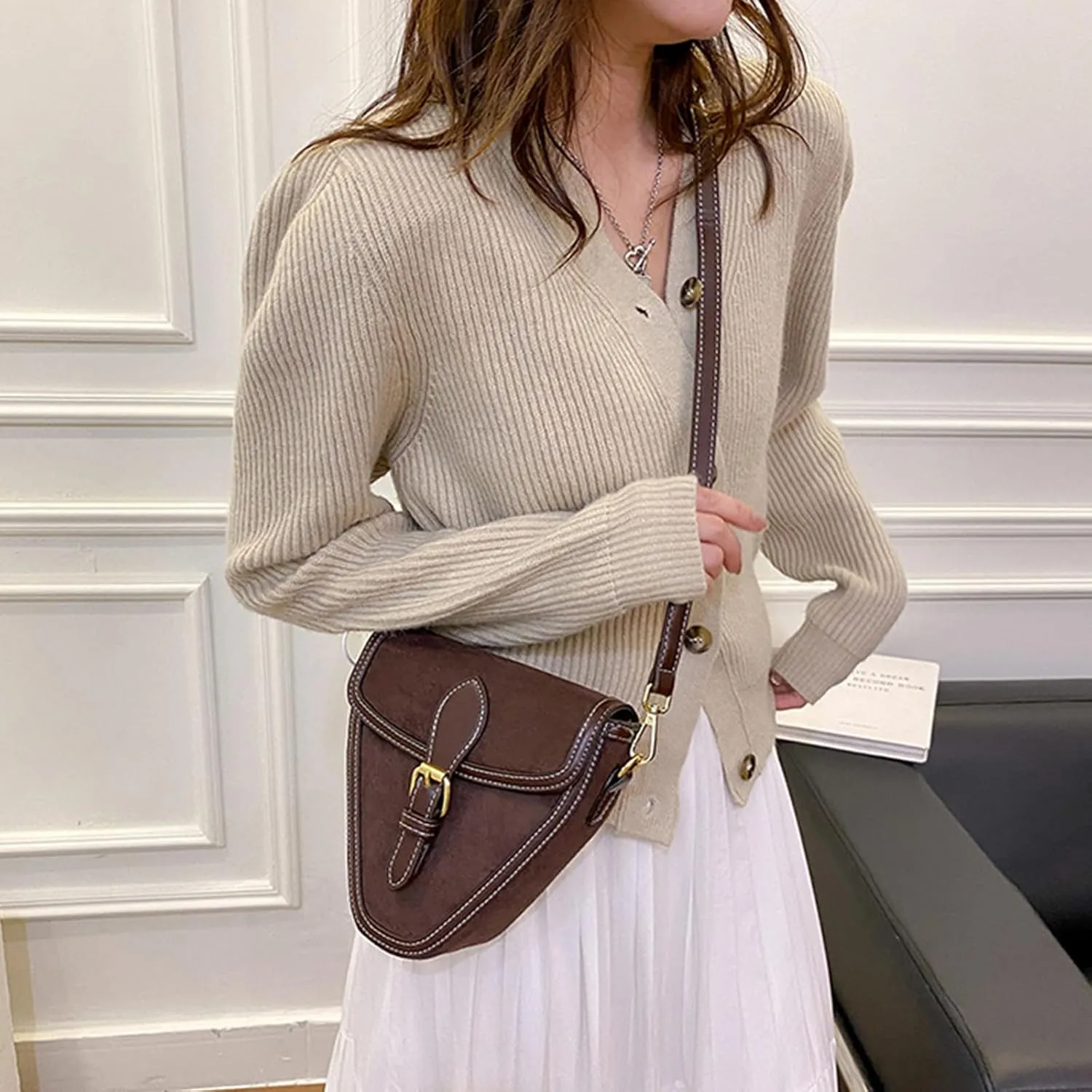 Women Shoulder Bag, Vintage Large Capacity PU Leather Triangle Purse Button Closure Crossbody Bag