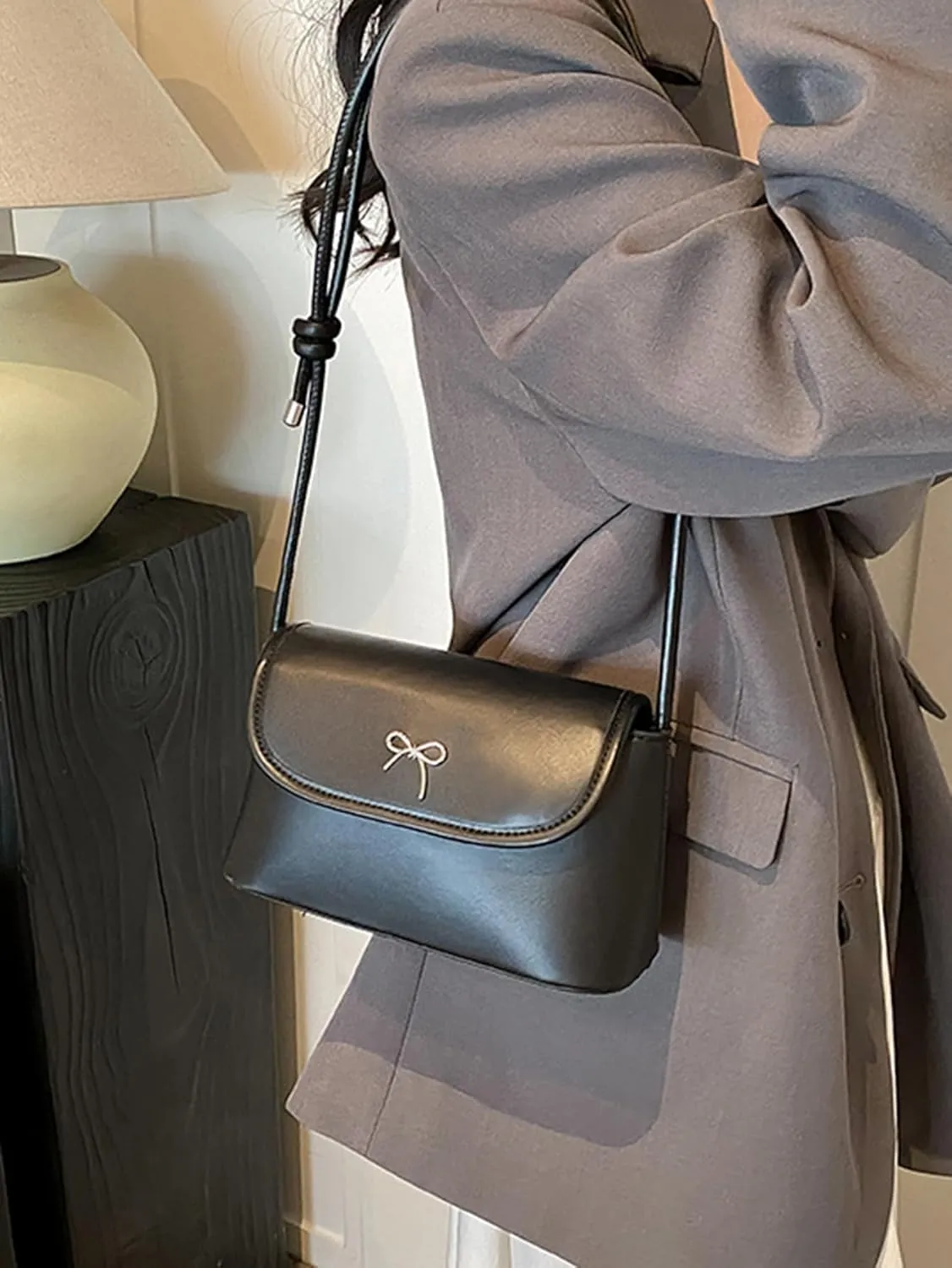 Women's Bow Crossbody Message Bags Saddle Retro Clutch Shoulder Handbags