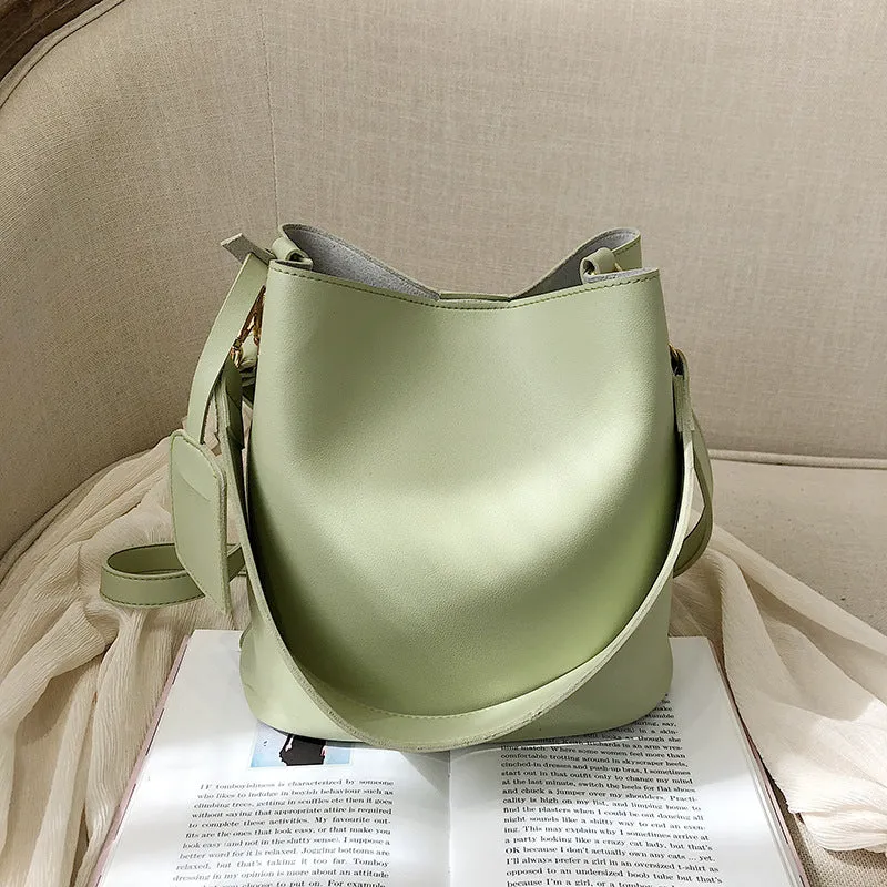 Women's Fashion Simple Large Capacity Retro Crossbody Bags