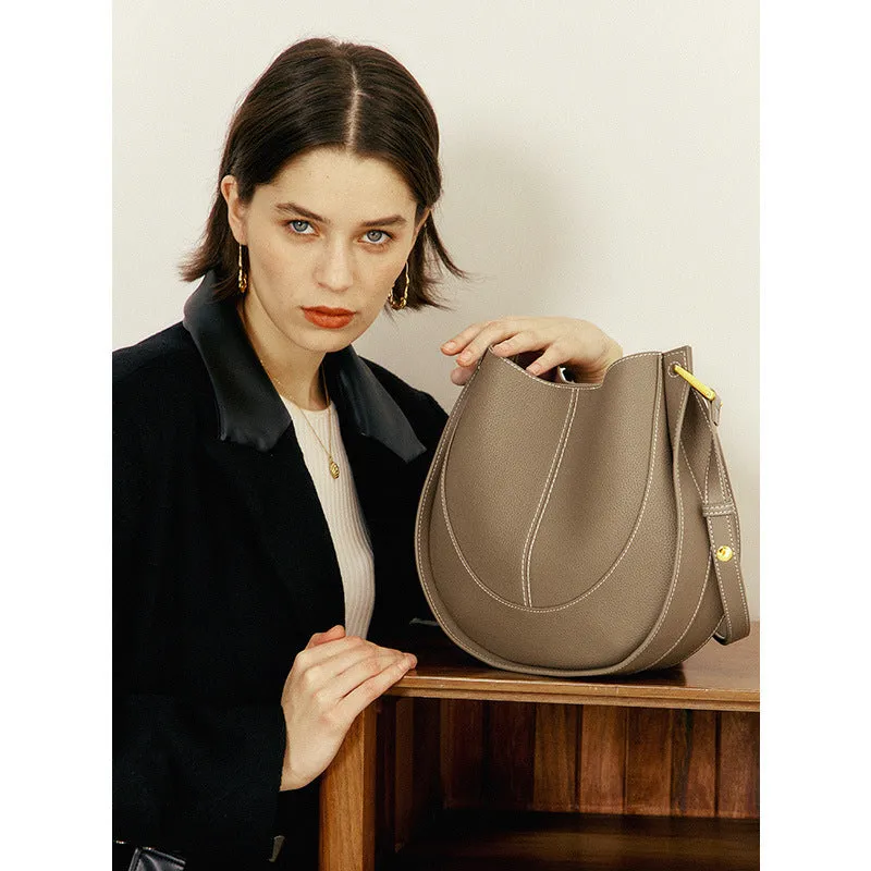 Women's Light Luxury Trendy Saddle Large Capacity Crossbody Bags