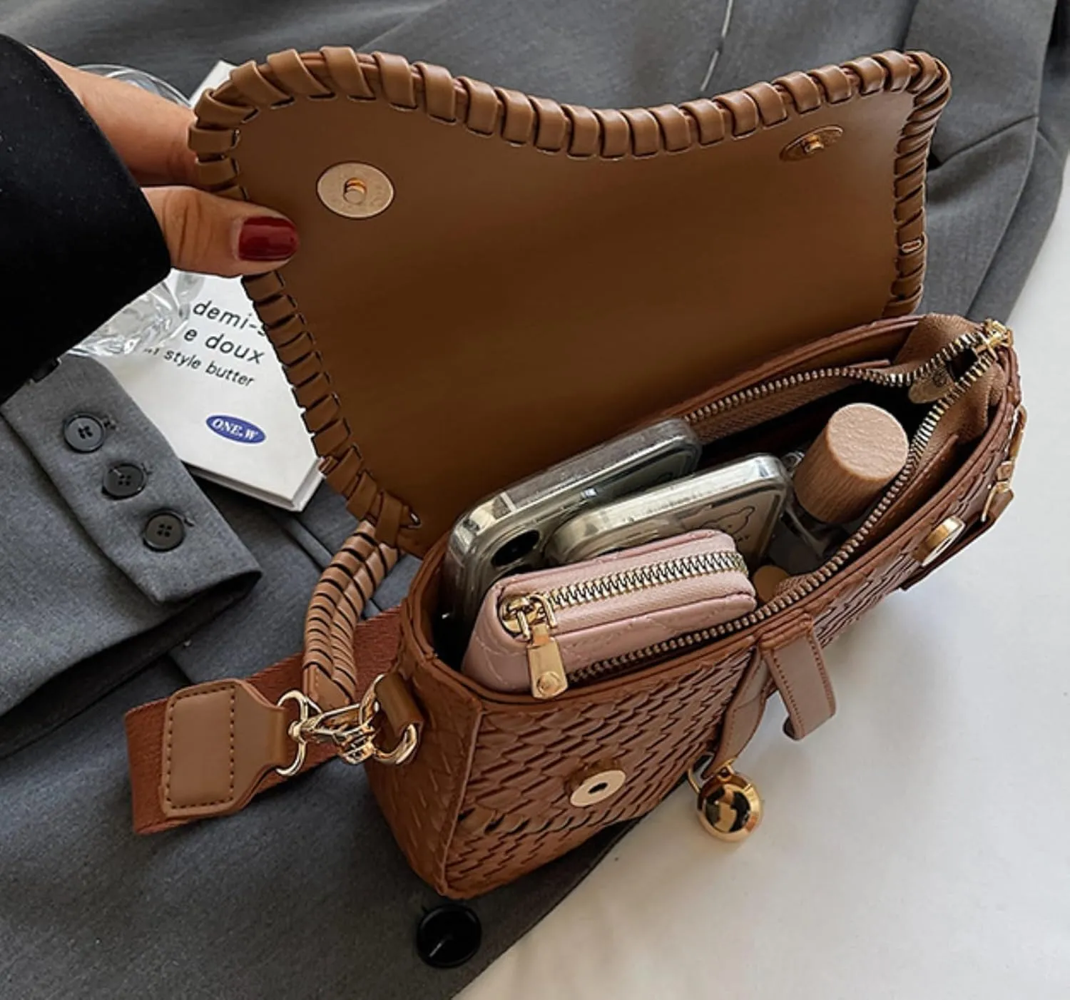 Women's Small Saddle Bag Crossbody Bag for Women Trendy Pursel Hobo Bag Shoulder Bag Satchel Handbag Purse (Brown)